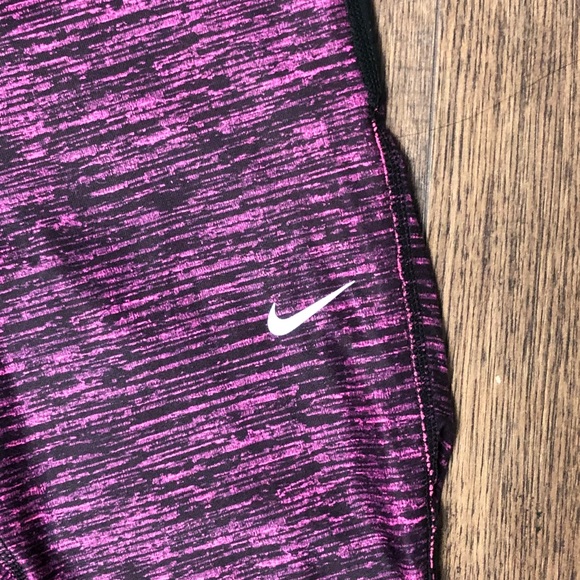 Dri-Fit Nike Athletic Leggings - Picture 4 of 8